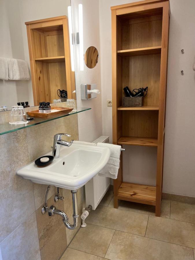 Aparthotel Parsberg Lferstl Bagian luar foto