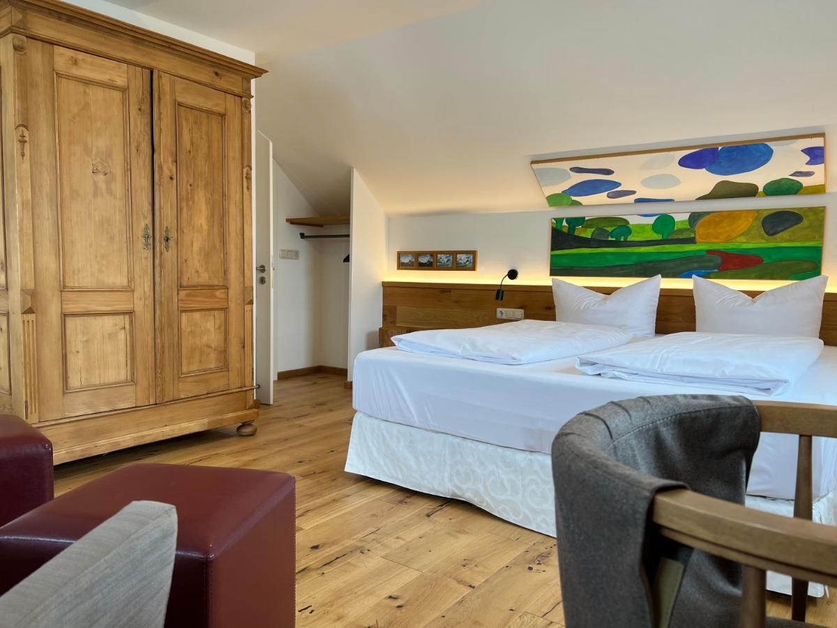 Aparthotel Parsberg Lferstl Bagian luar foto
