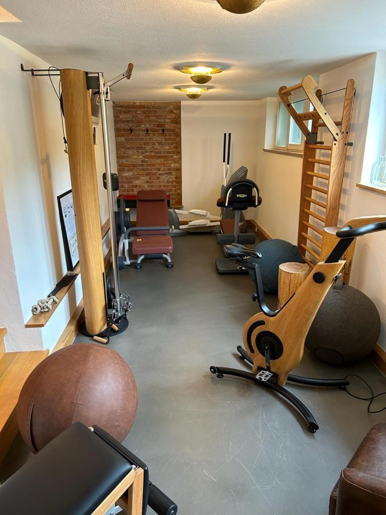 Aparthotel Parsberg Lferstl Bagian luar foto